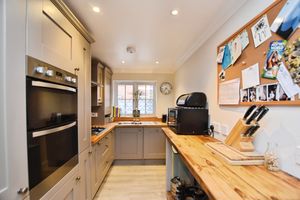 Photo 16- click for photo gallery